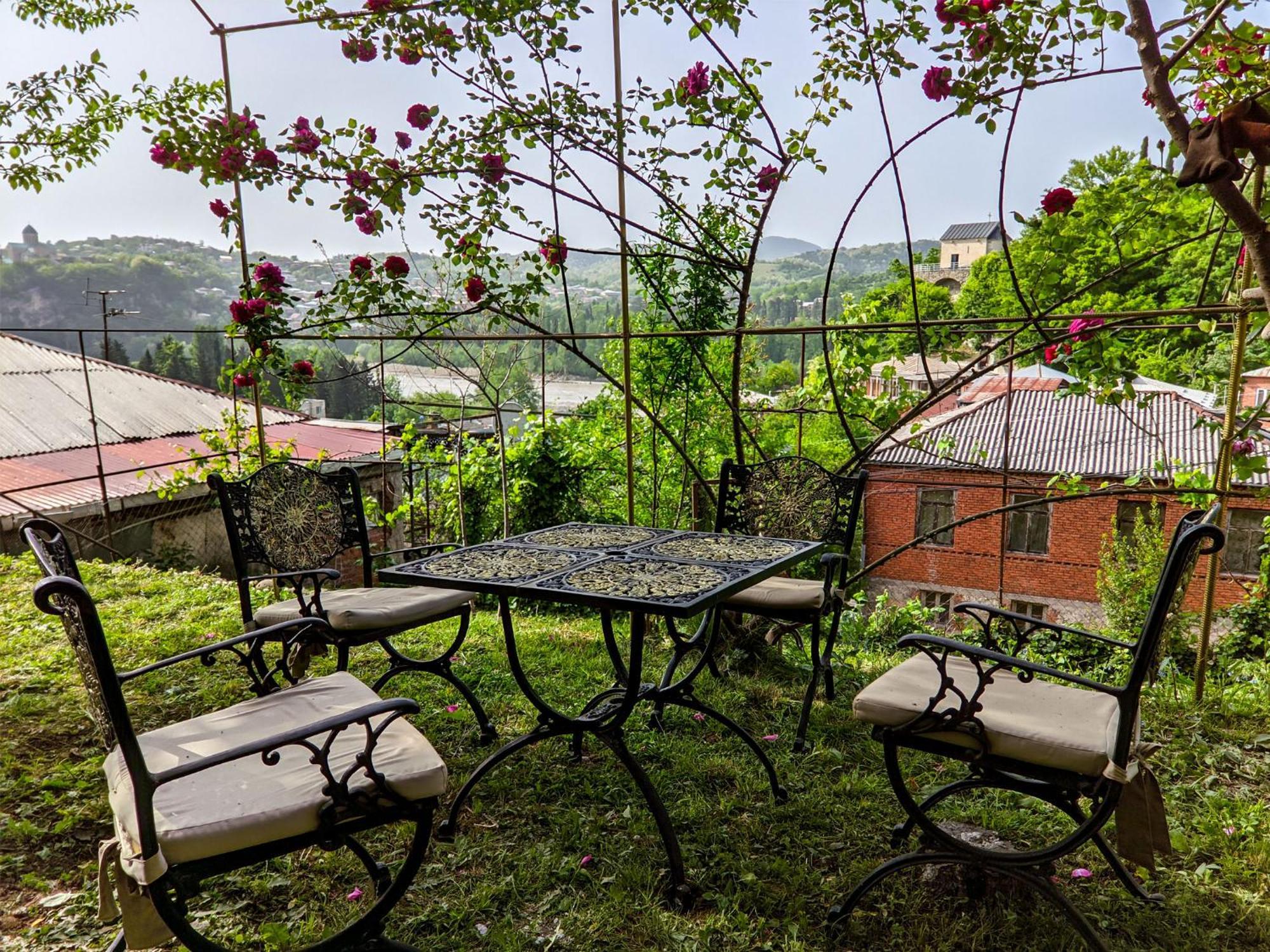 Veranda Boutique Hotel Kutaiszi Kültér fotó